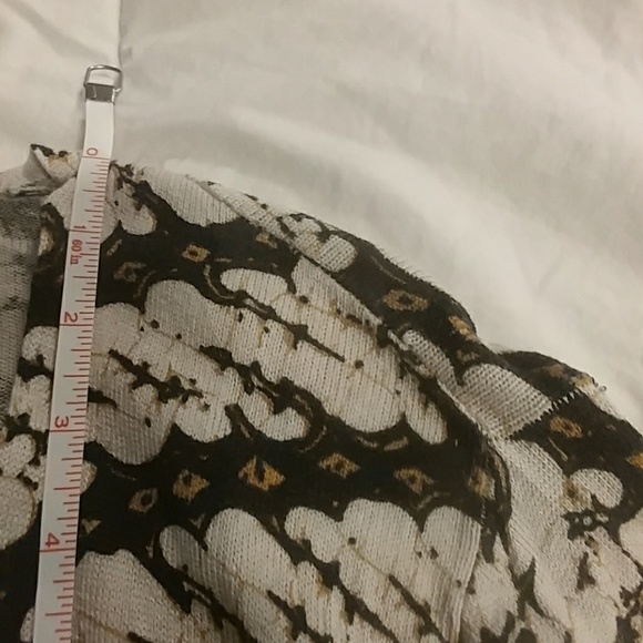 Tie front sweater - Picture 4 of 5